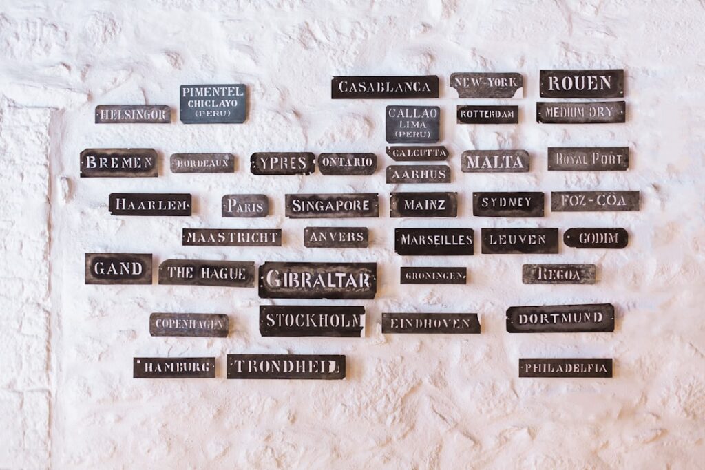 découvrez des milliers de noms fantasy uniques et inspirants pour vos personnages, mondes imaginaires et aventures épiques. trouvez le nom parfait pour donner vie à votre univers fantastique.